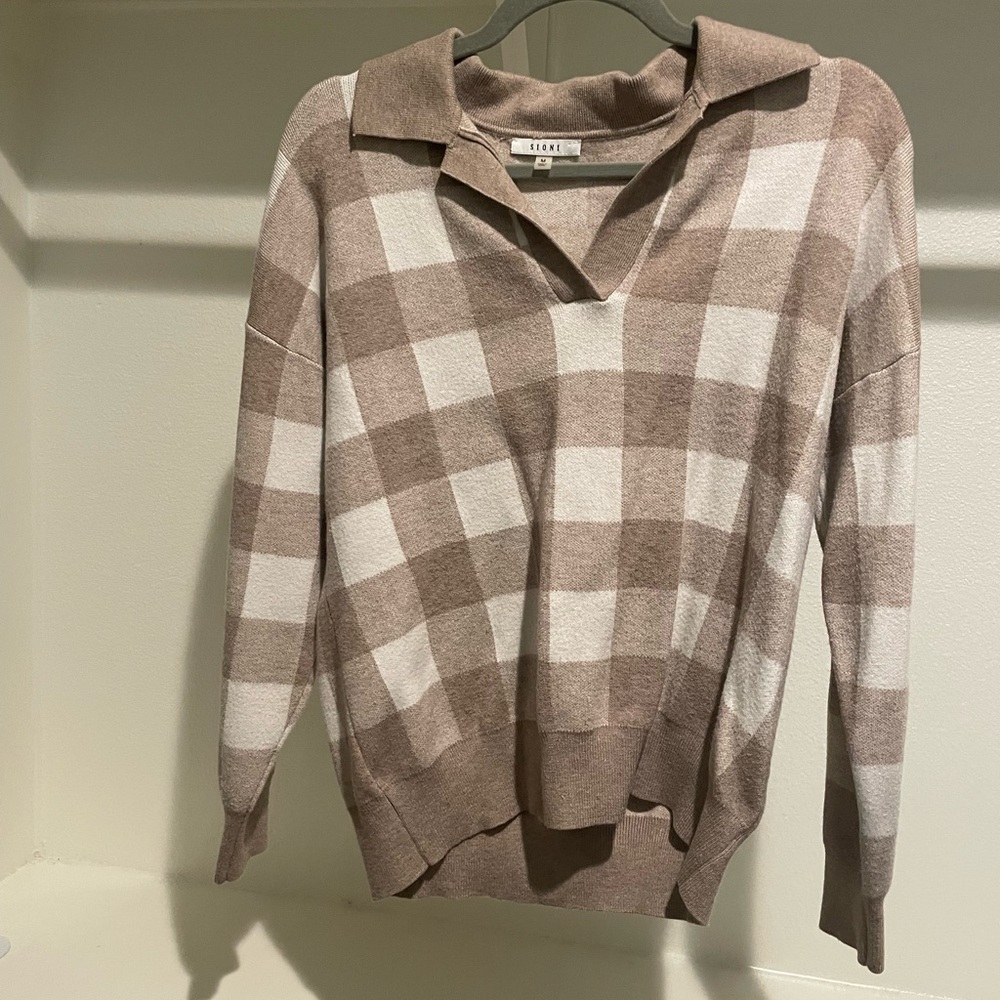 Sioni Tan and White V-Neck Sweater